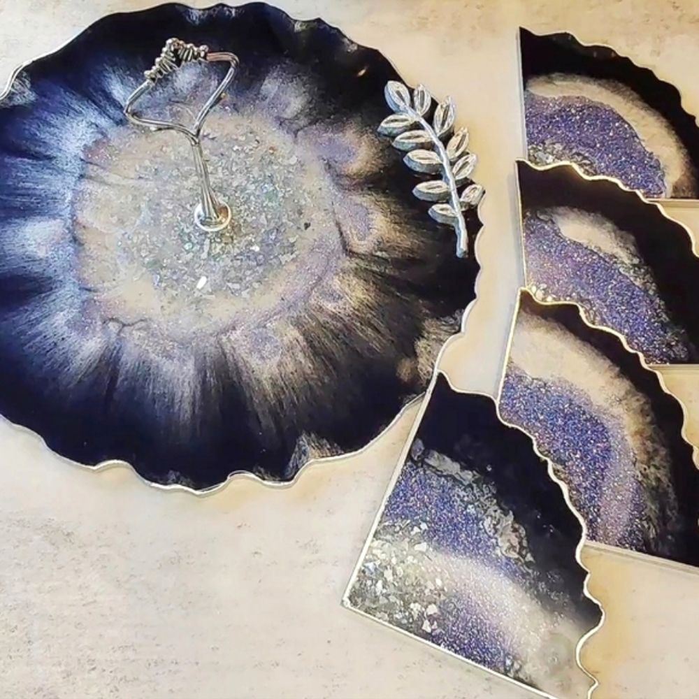 Resin Stand and Coasters Set